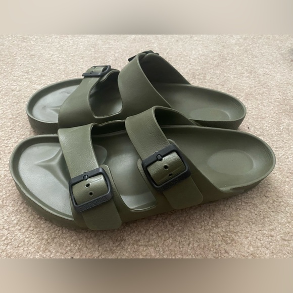 Birkenstock Other - Birkenstock Arizona EVA